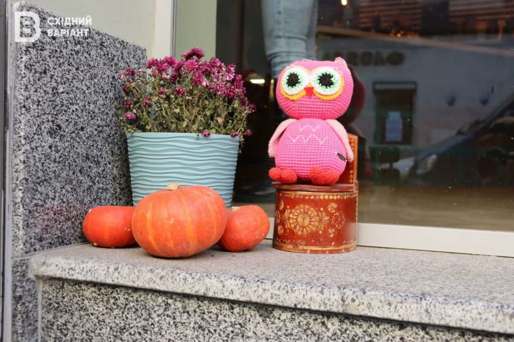 Переселенці з Маріуполя відкрили у Львові кафе Sova