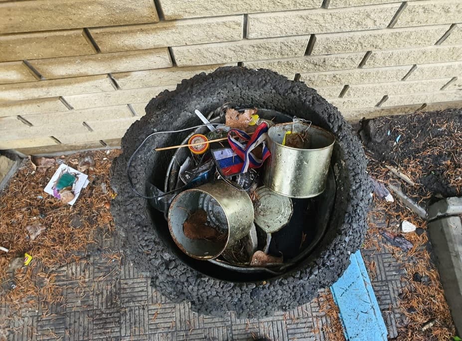 Залишки речей окупантів