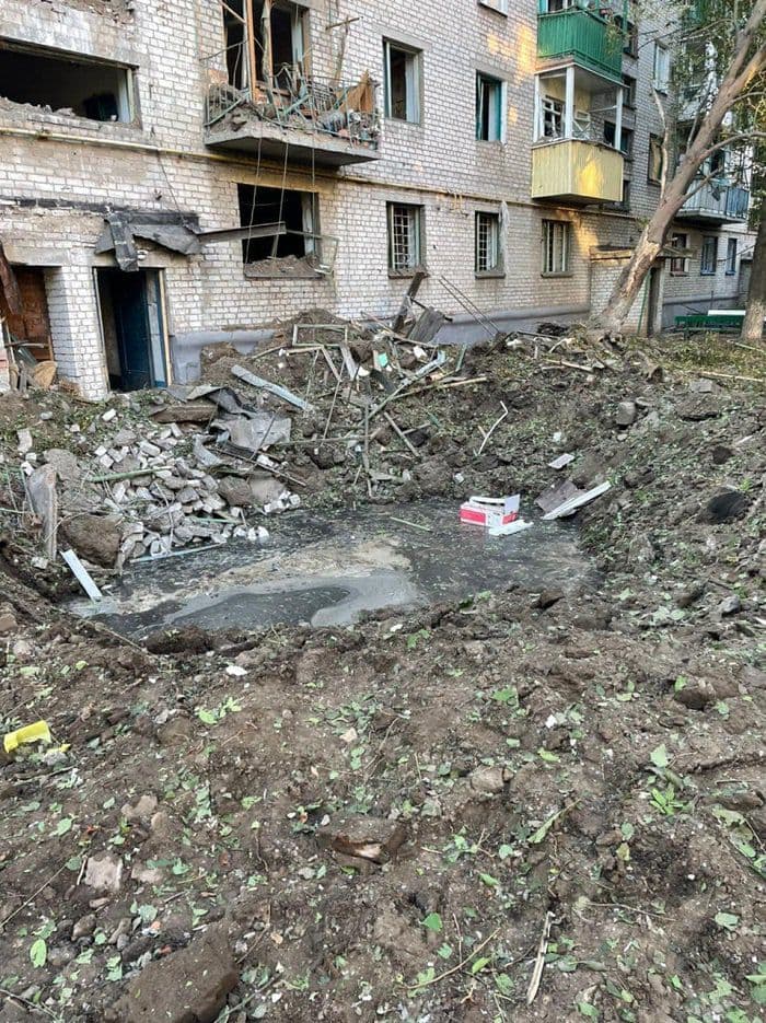 Результати обстрілу Словʼянська