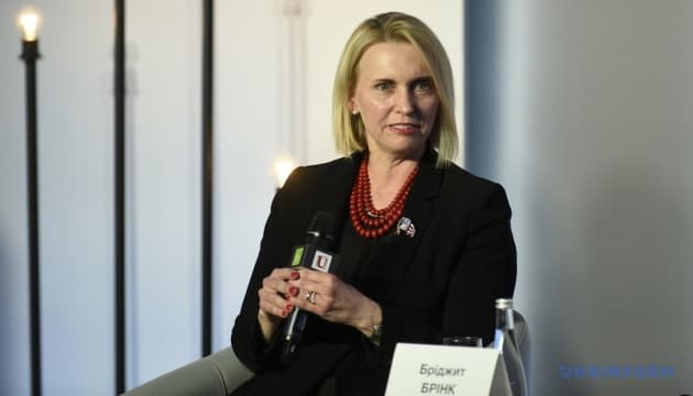посол США в Україні Бріджит Брінк