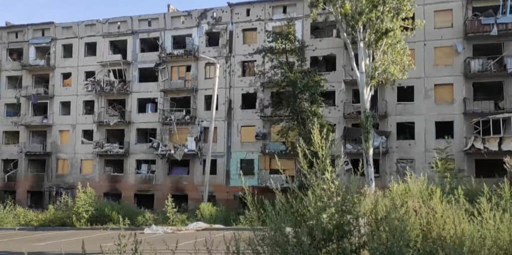 Краматорськ. Пошкоджена домівка за адресою Ярослава Мудрого, 54