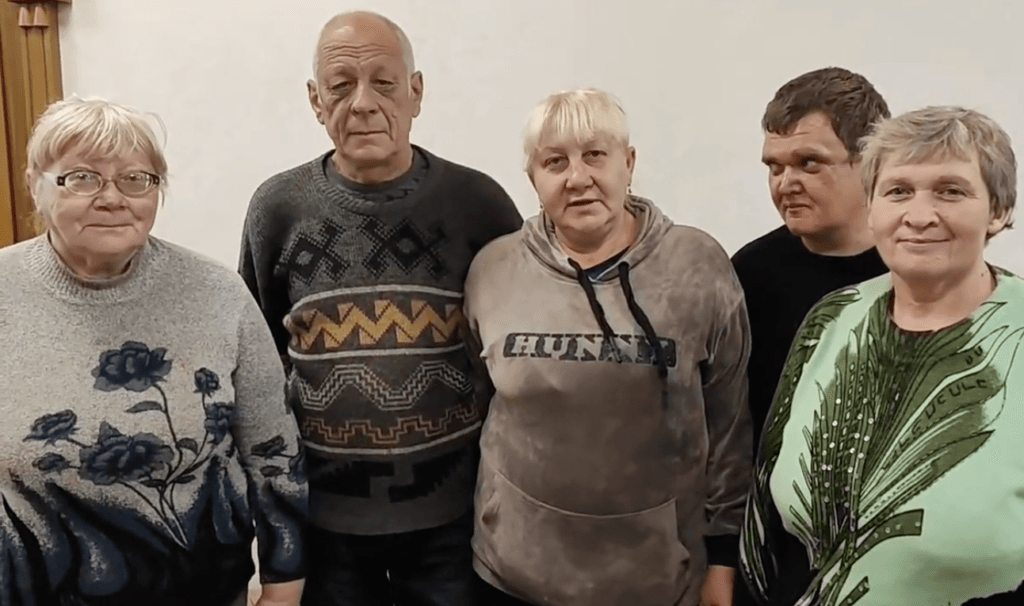 Люди, які проживають у хабі