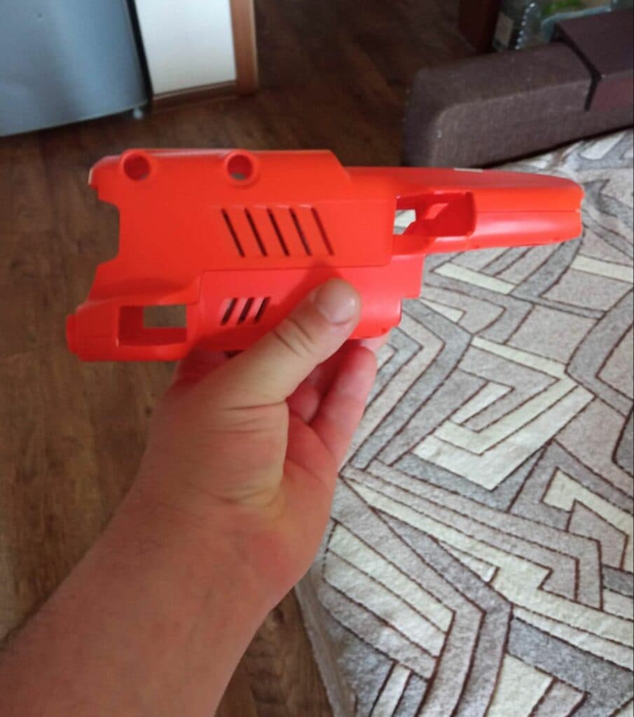 мадель дрони