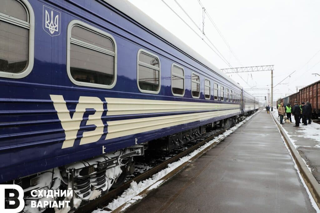 поїзд Єднання