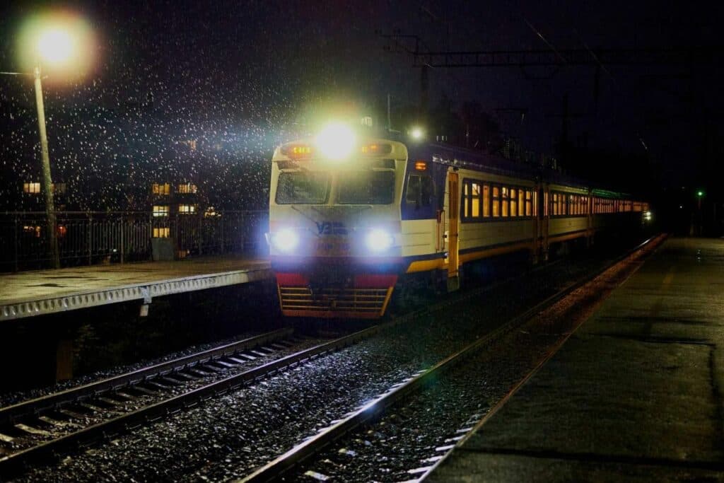 Укрзалізниця поїзд потяг