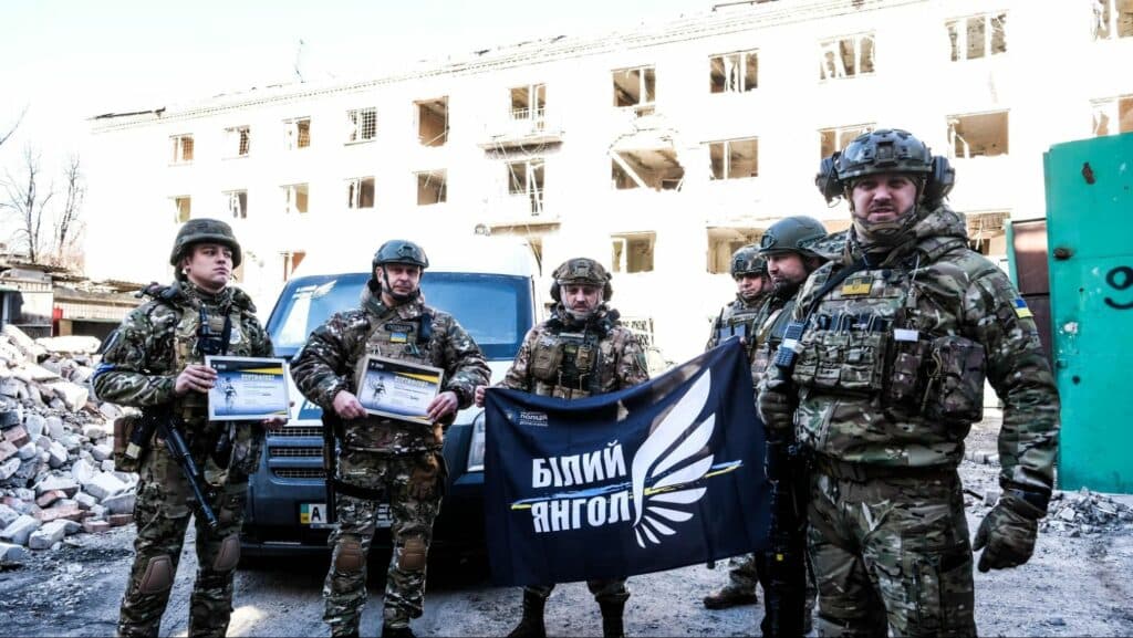 Евакуаційна група “Білий янгол” в Авдіївці.