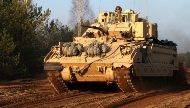 США, пакет допомоги, Bradley