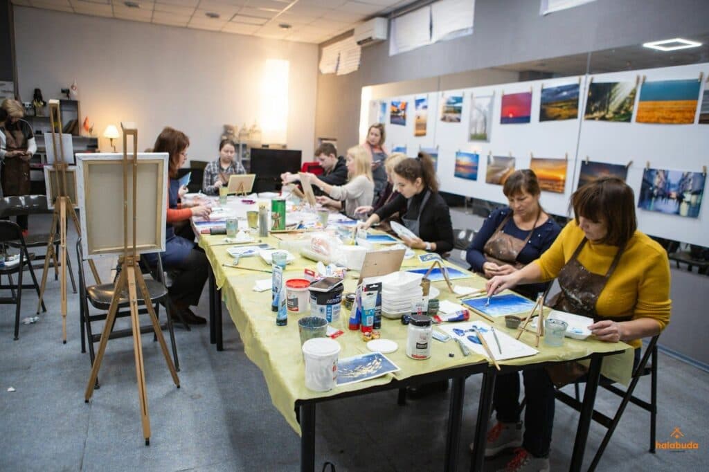 Халабуда з Маріуполя