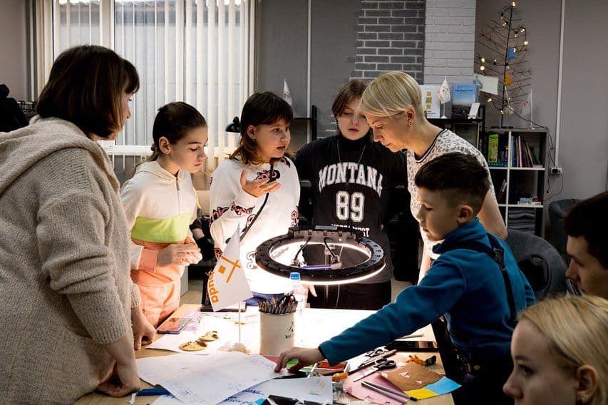 Халабуда з Маріуполя