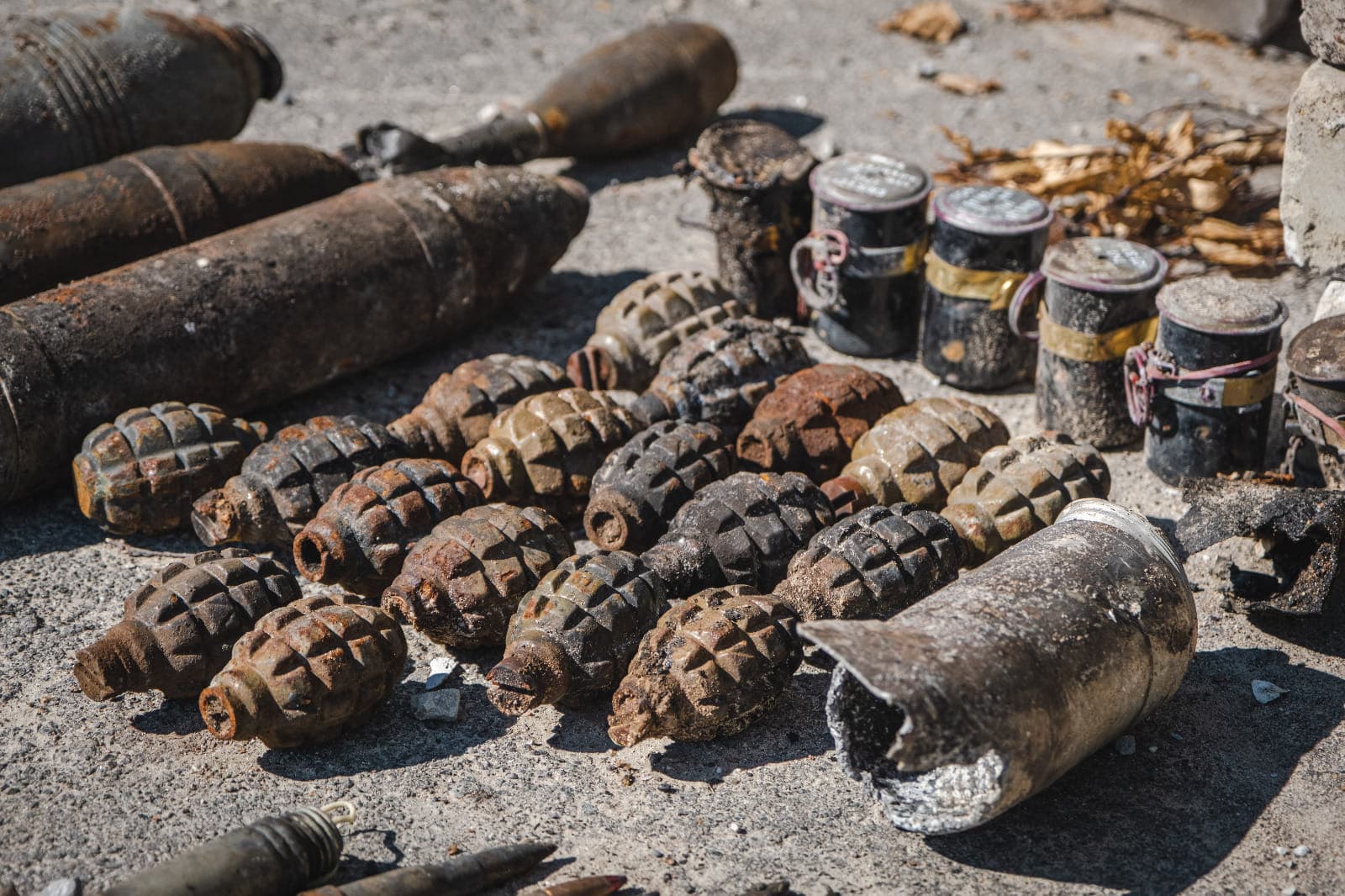 На Донеччині за добу знайшли понад 70 вибухонебезпечних предметів