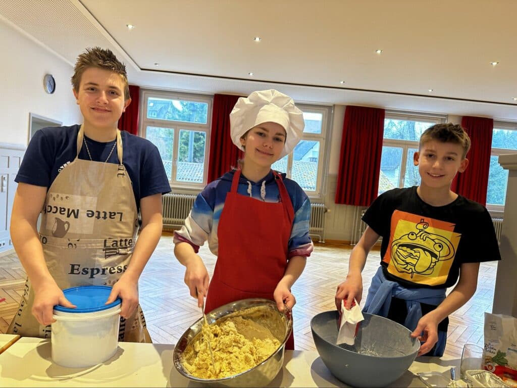 Німеччина допомагає центру із Маріуполя