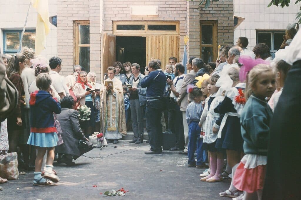 Перша українська школа Донецька