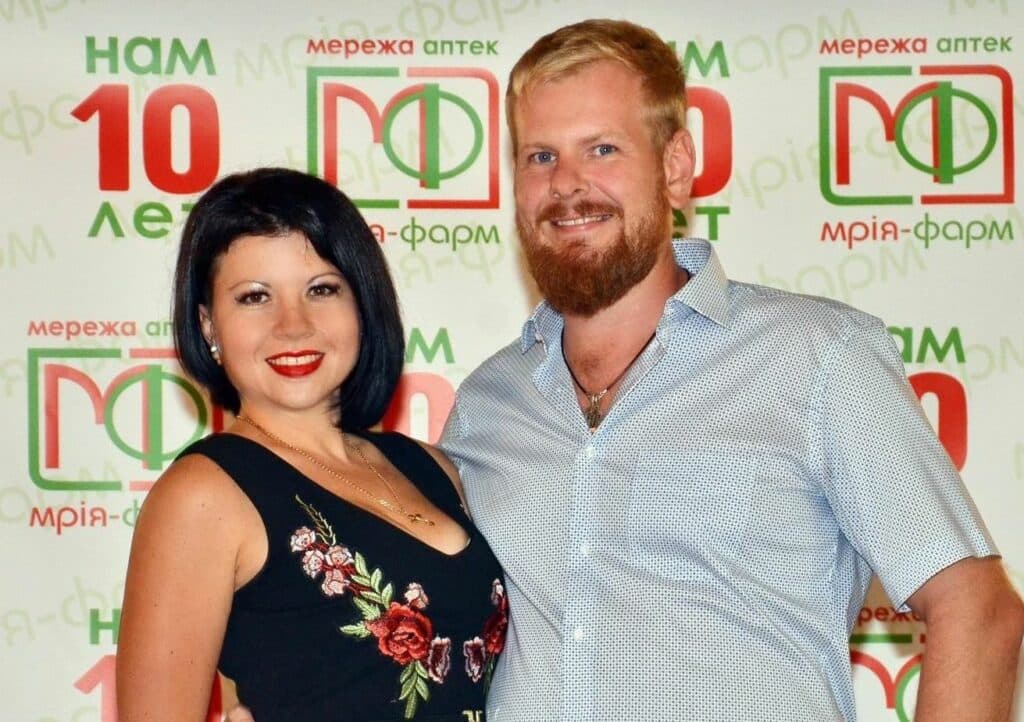 родина з Маріуполя кав’ярня