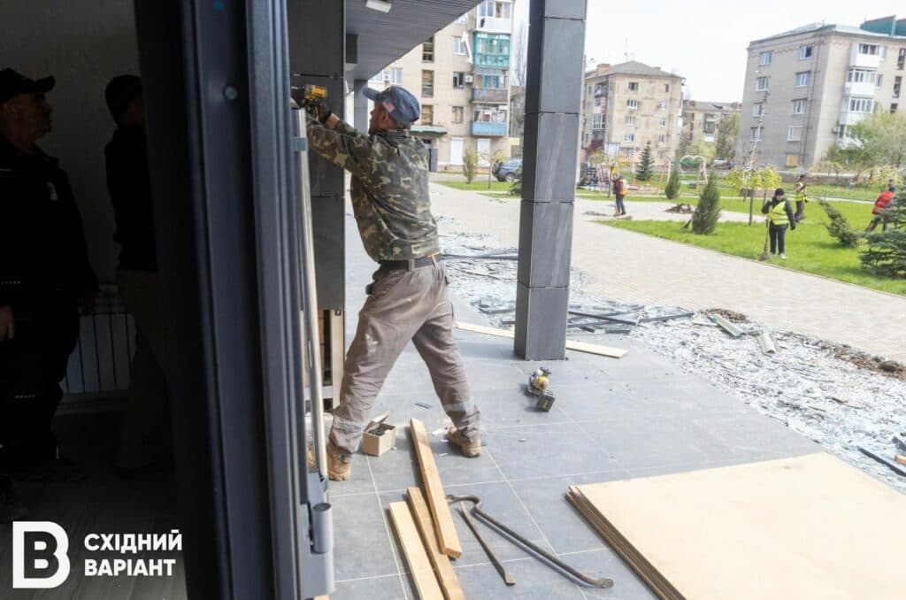 жителі Донеччини відбудувати домівки