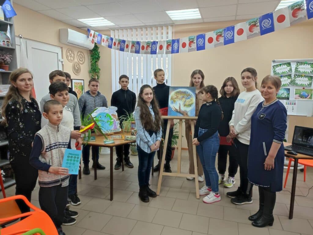 Донецька бібліотека антифейк