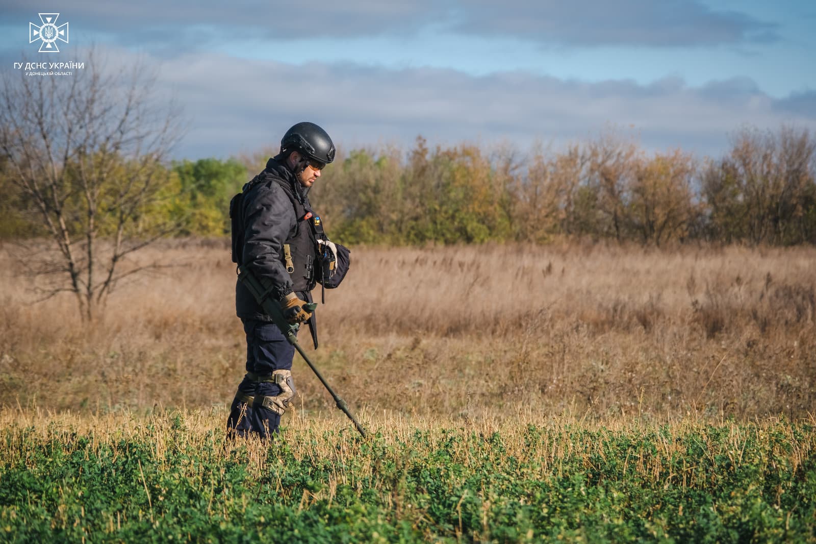 На Донеччині за добу піротехніки знайшли понад 120 вибухонебезпечних предметів