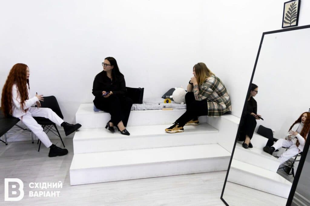 тату-студія з Маріуполя