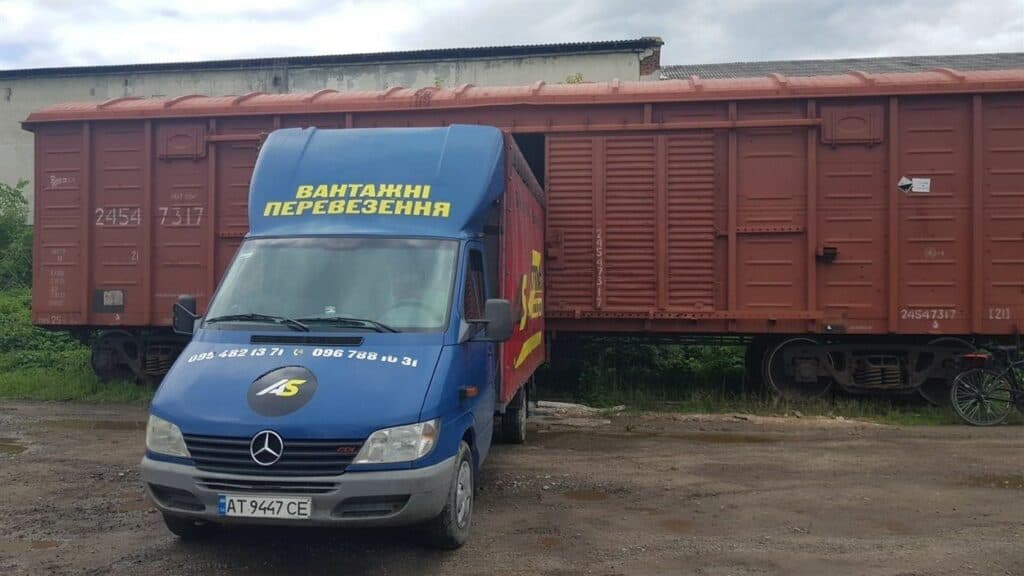 Олена Брюховець мирноград донецьк