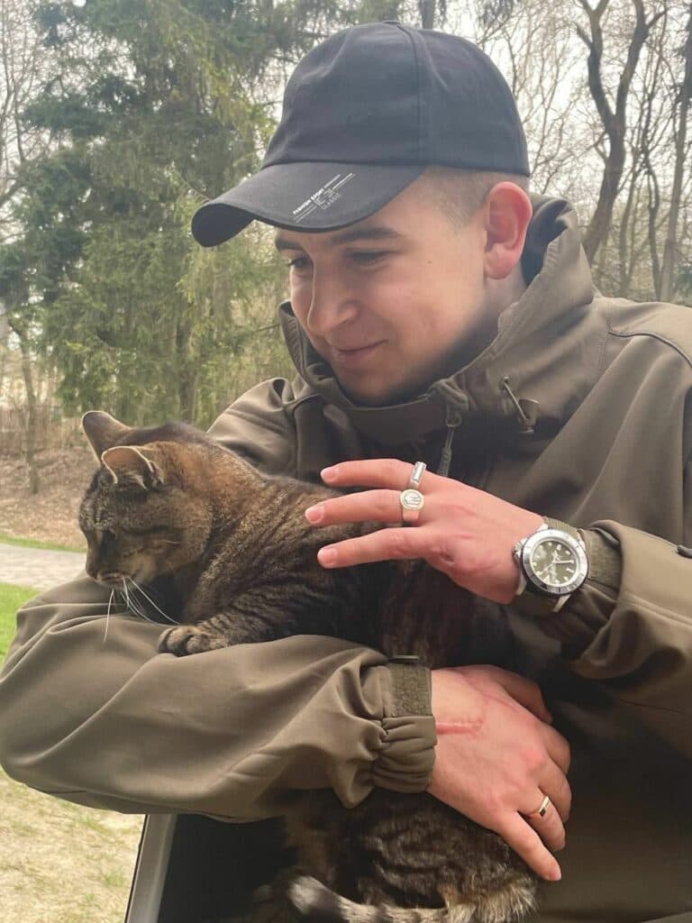 Син Олени Богдан