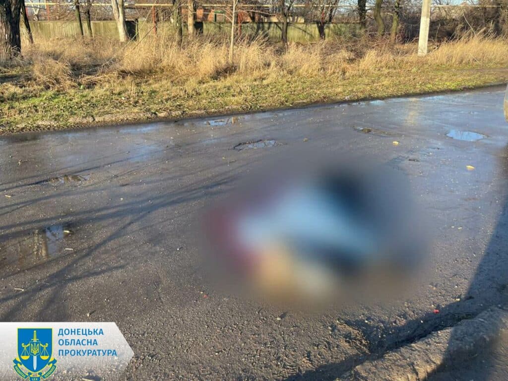 У прокуратурі розповіли про вбитих та поранених на Донеччині людей внаслідок ворожих обстрілів