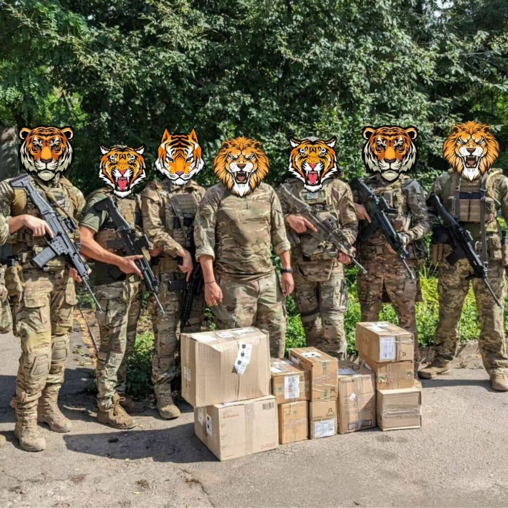 Frontline.Care волонтери_06