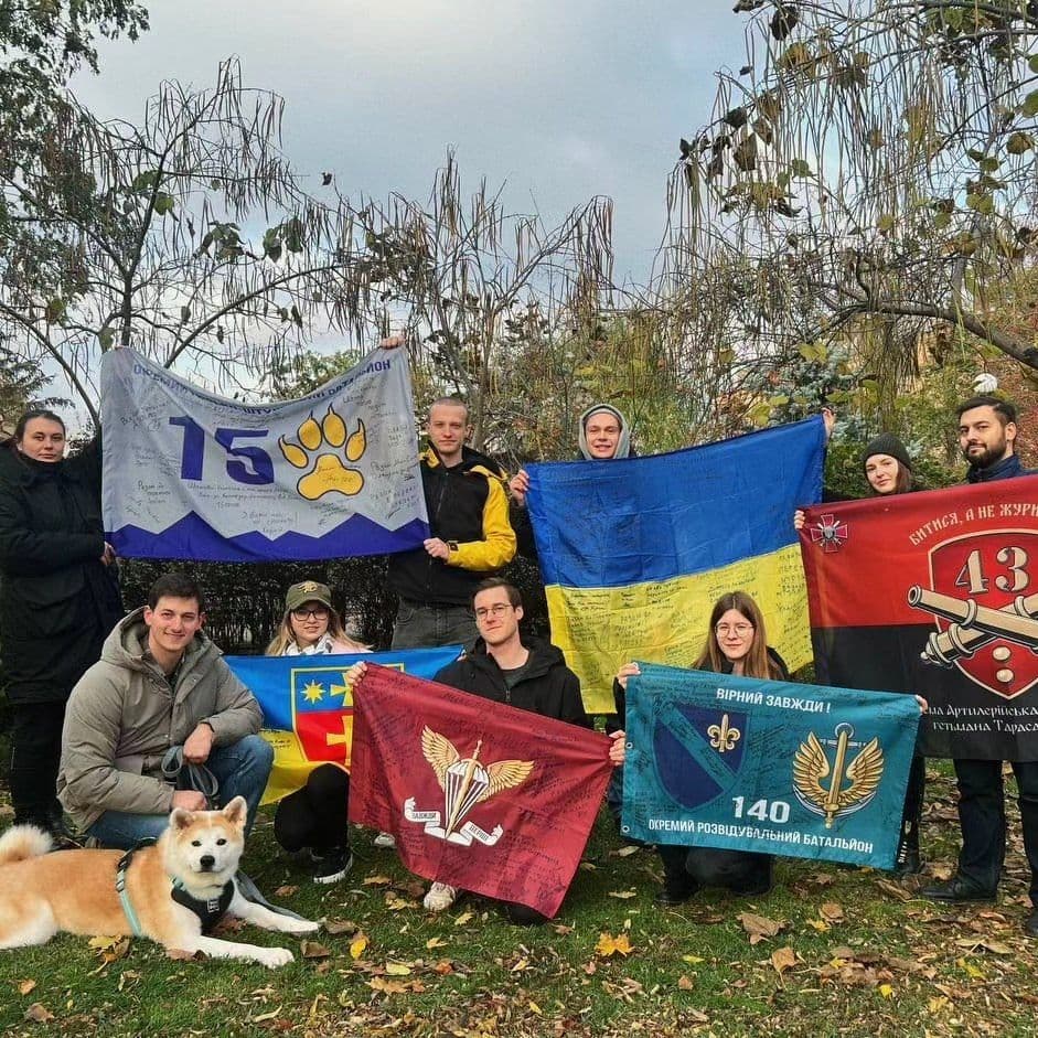 Frontline.Care волонтери_06