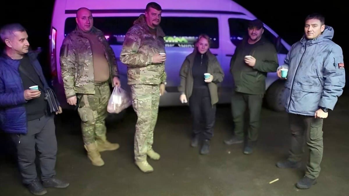 Голова Луганської ОВА зустрівся із волонтерами у Слов’янську