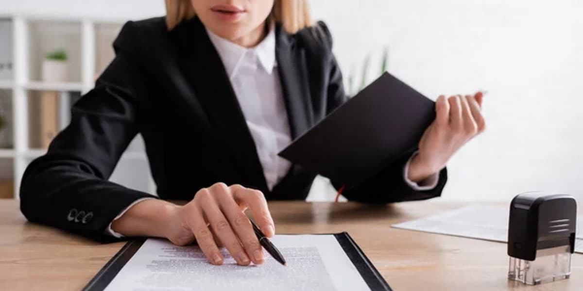 В центрі для переселенців з Маріуполя у Києві 16 грудня безкоштовно працюватиме нотаріус