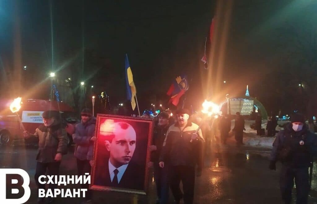 Смолоскипна хода