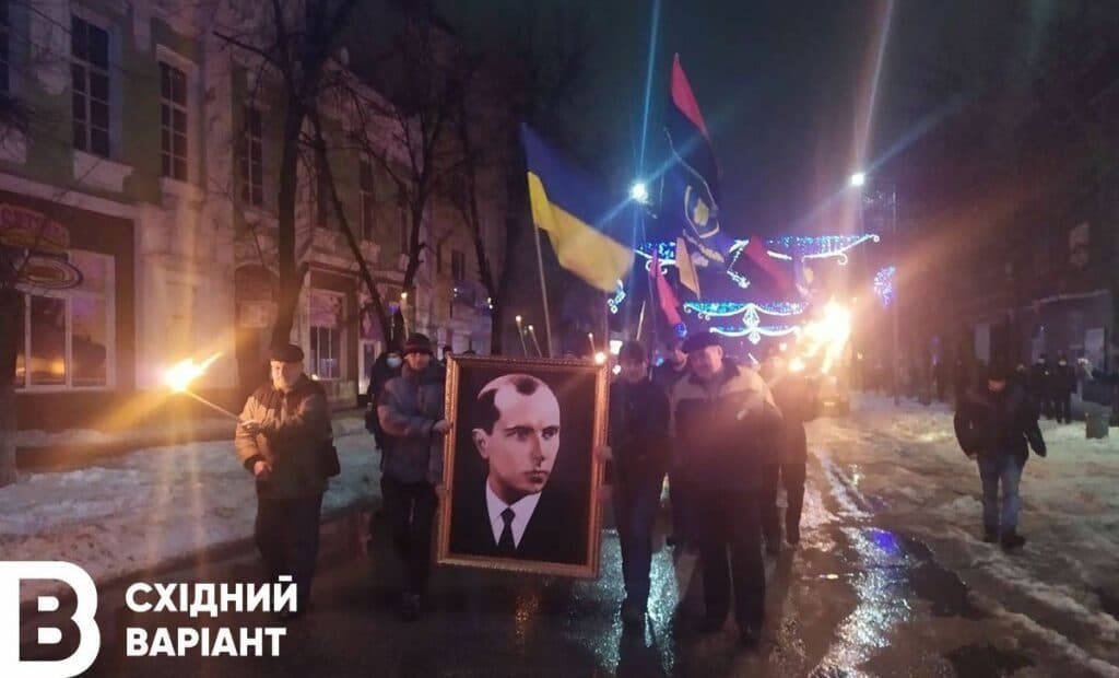 Смолоскипна хода