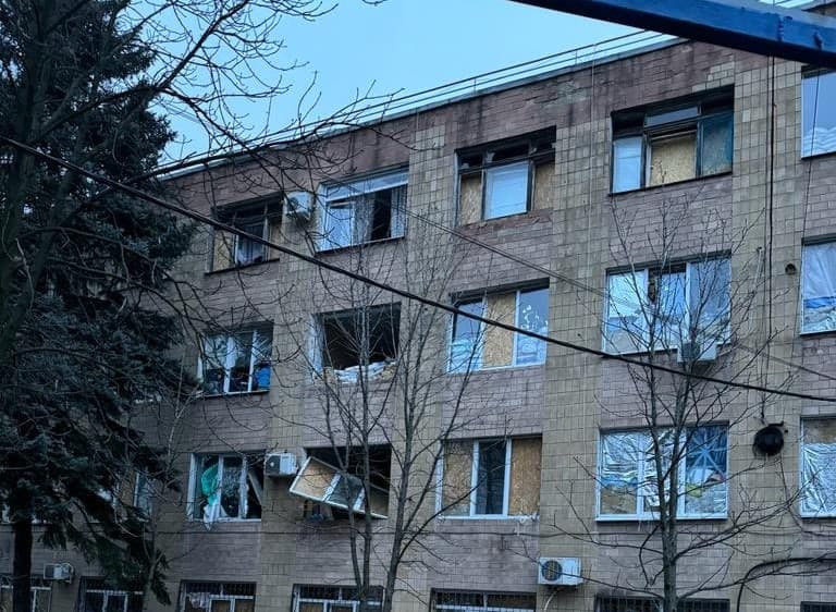 На Донеччині у Кураховому російським ударом пошкоджена лікарня