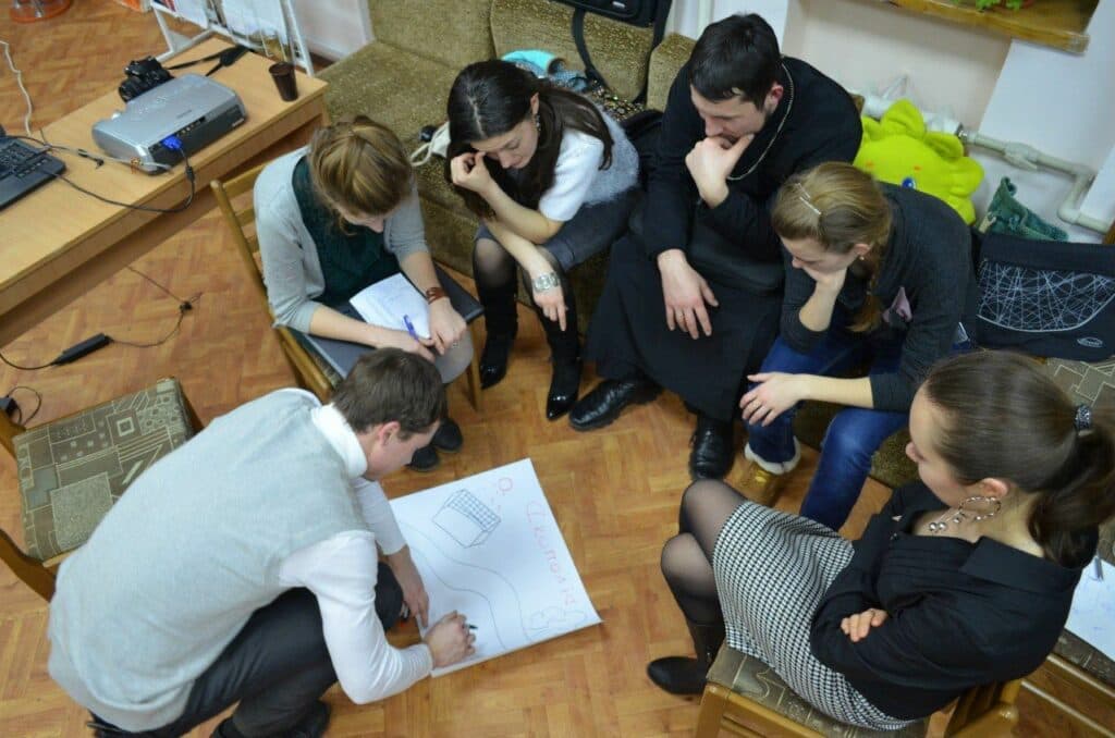 Український розмовний клуб у Донецьку