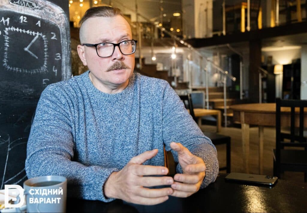 Азов Доцент