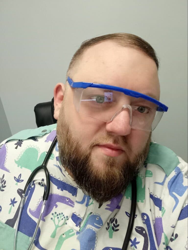 лікар Петро Іщенко