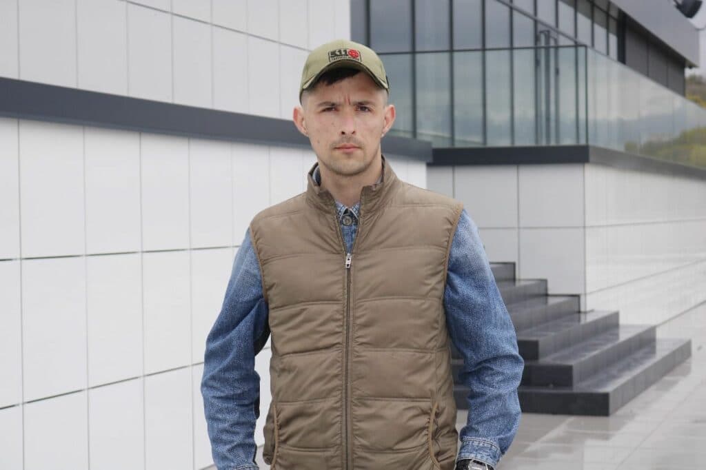 захисник Олександр Попічко