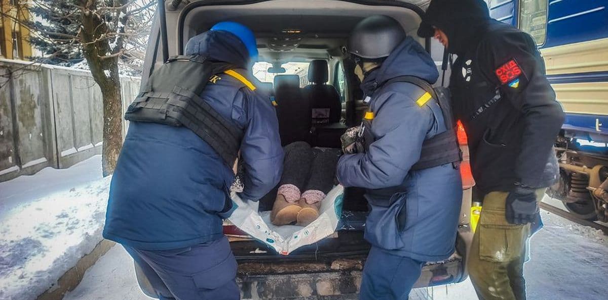 Рятувальники Донеччини евакуювали 4 людей з Авдіївського напрямку, 1 чоловіка — поранено