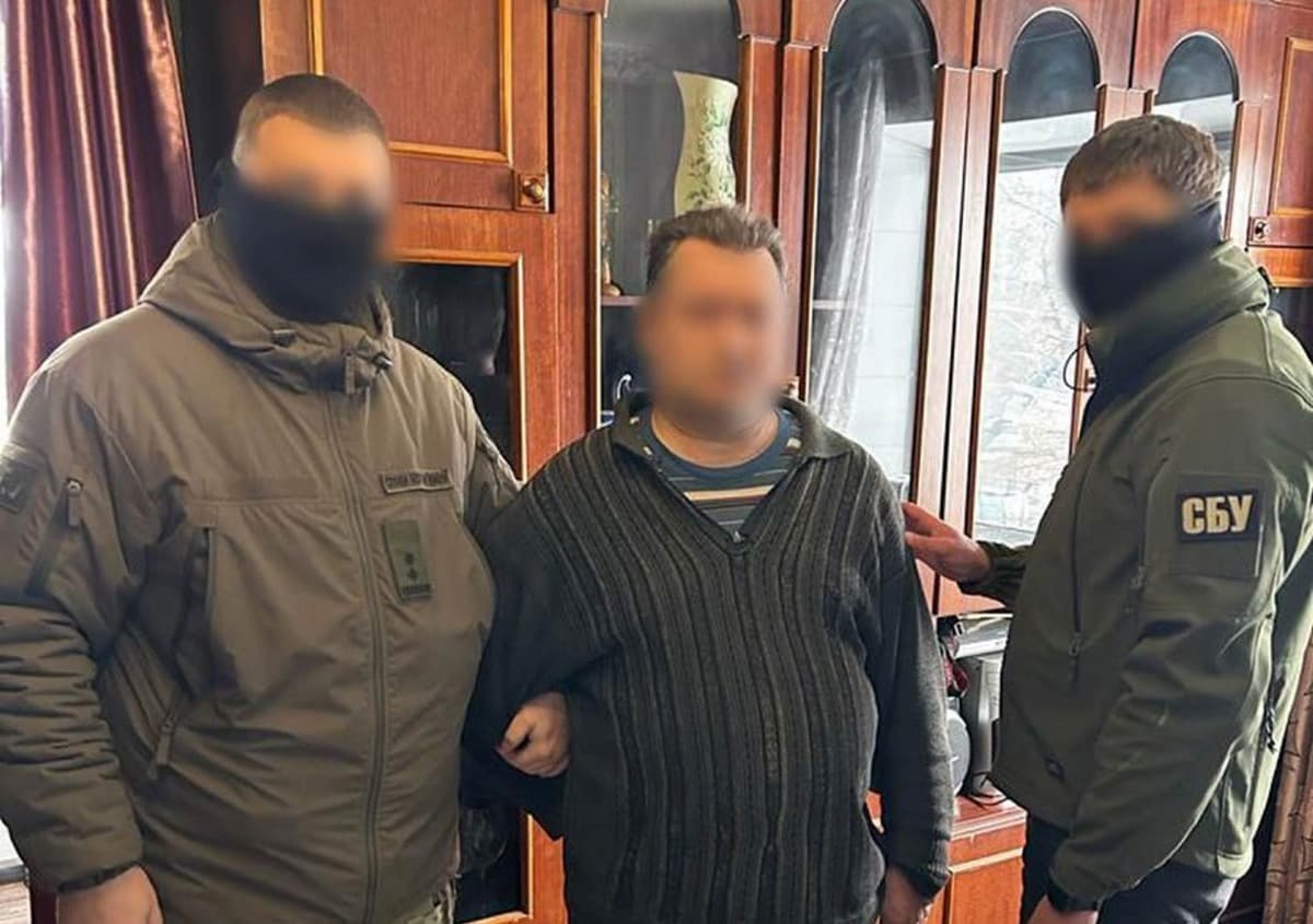 Двом "сільським головам" з Донеччини заочно повідомлено про підозру в колабораційній діяльності