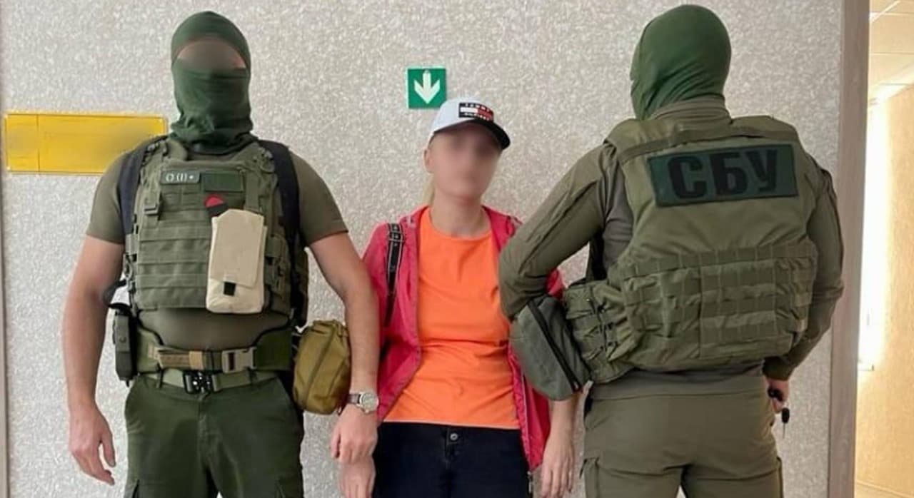 За поширення інформації про ЗСУ у прифронтових містах перед судом постануть двоє мешканок Донеччини