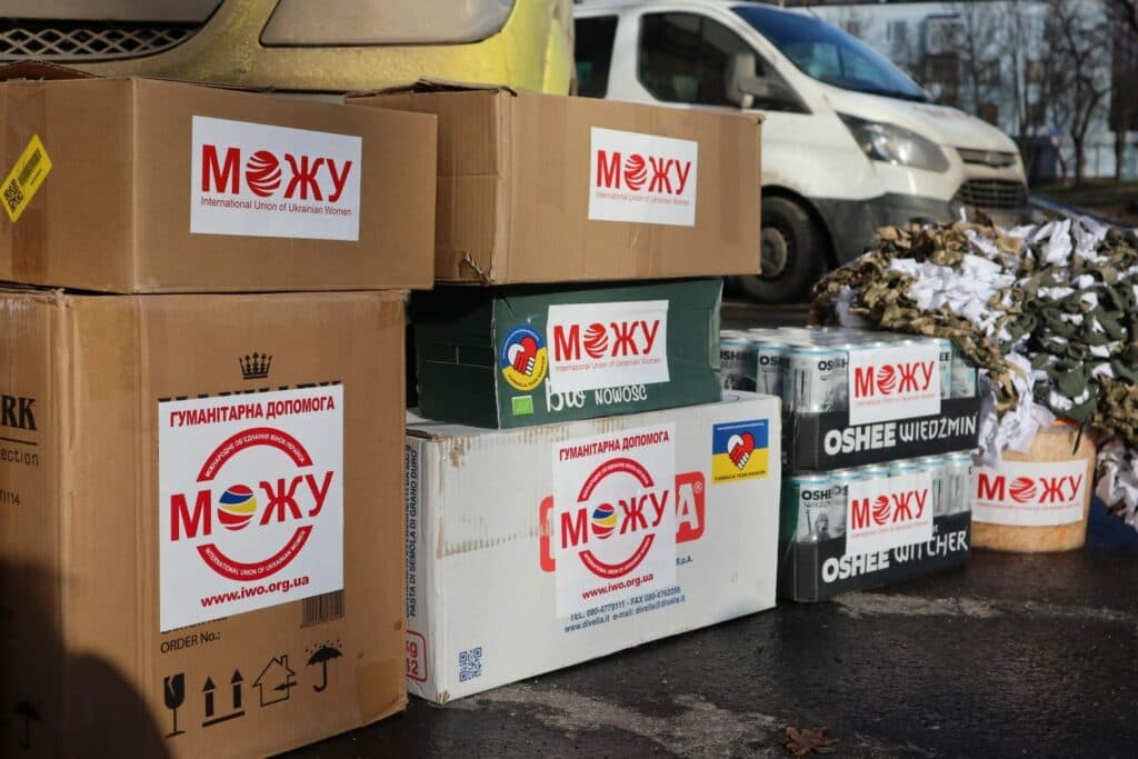 Волонтери передали військовим на Донеччину 10 дронів і партію гуманітарної допомоги (фото)