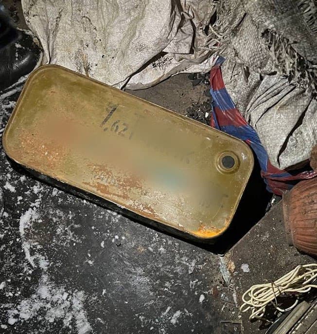 В окупованому Донецьку у чоловіка знайшли арсенал боєприпасів