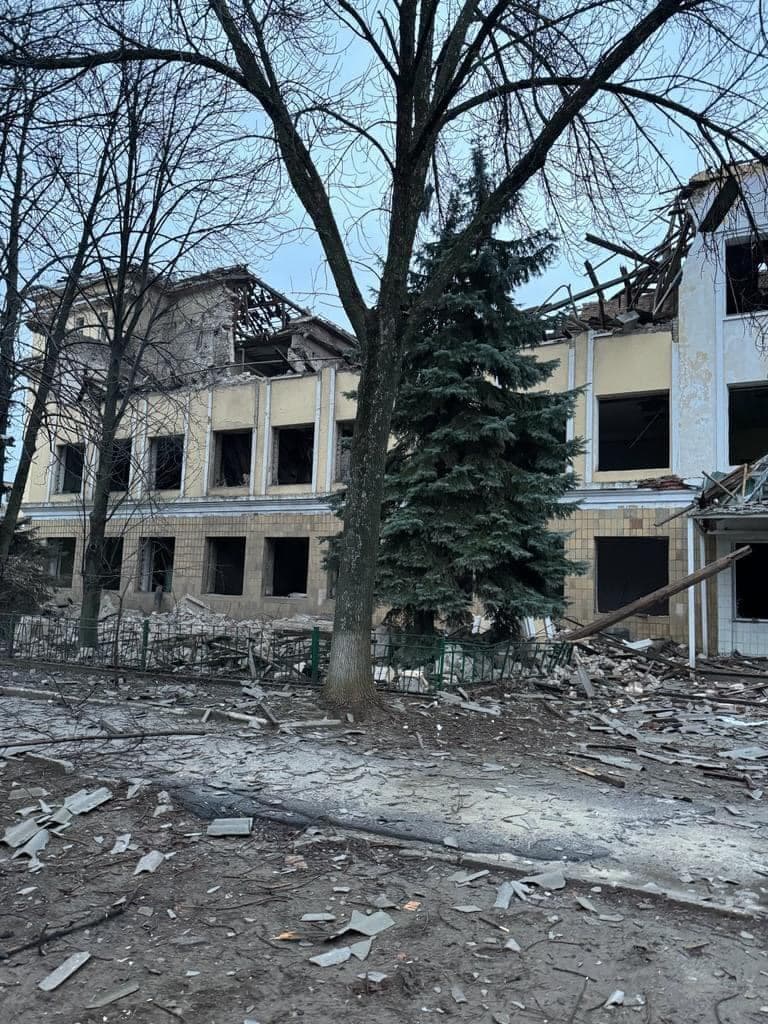 Курахове росіяни обстріляли ракетами С-300: поранено підлітка