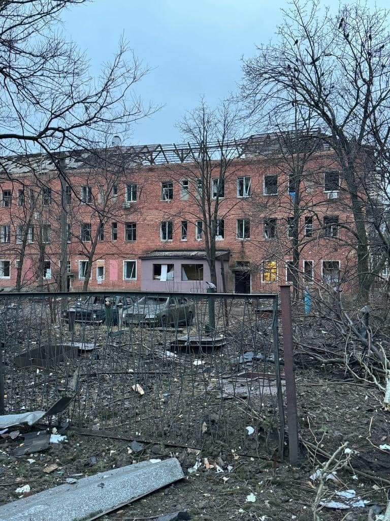 Курахове росіяни обстріляли ракетами С-300: поранено підлітка