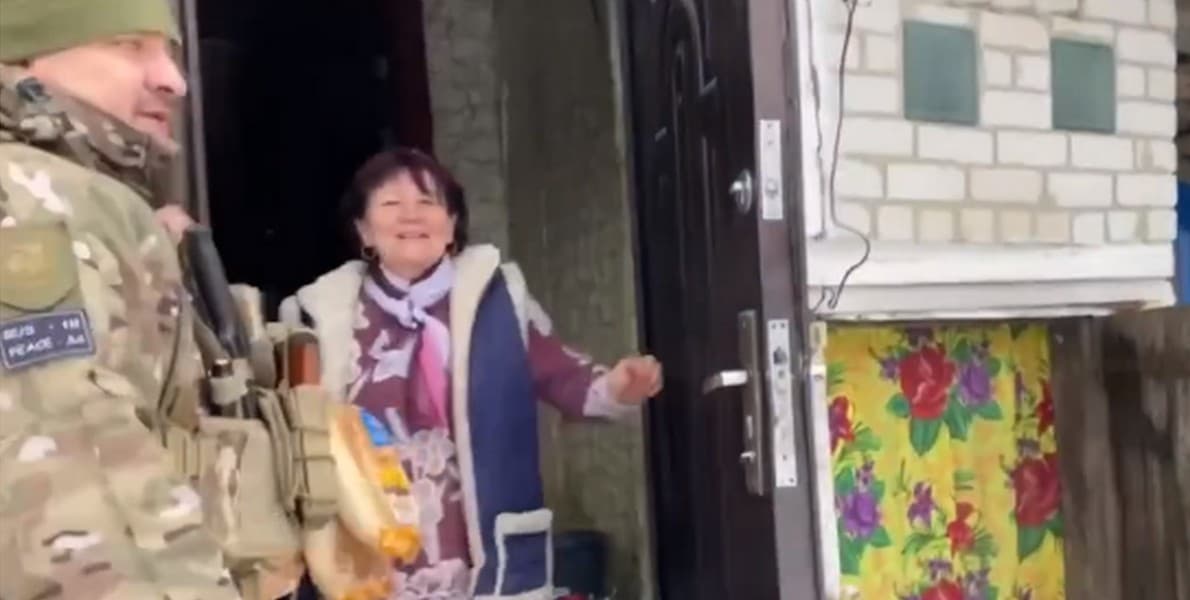 Мешканцям звільненого Невського доставили хліб (відео)