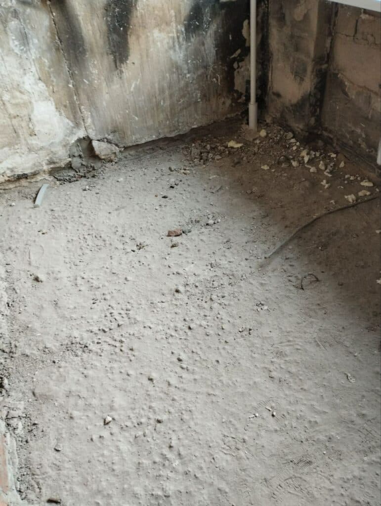 Маріупольці розповіли, як проходять "ремонти" будинків від росіян