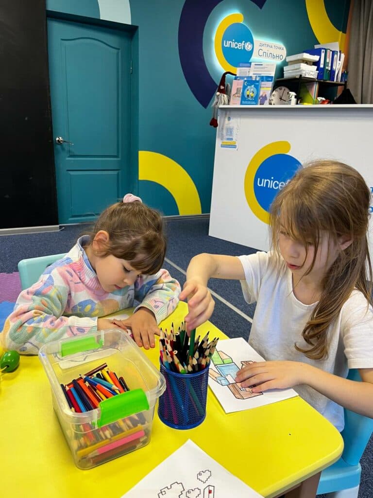 У Дніпрі за підтримки ООН відкрили дитячий мультифункціональний центр UNICEF для занять ВПО і всіх охочих