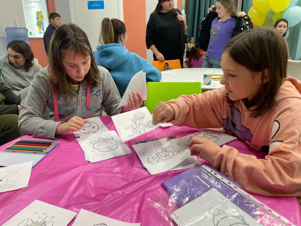 У Дніпрі за підтримки ООН відкрили дитячий мультифункціональний центр UNICEF для занять ВПО і всіх охочих