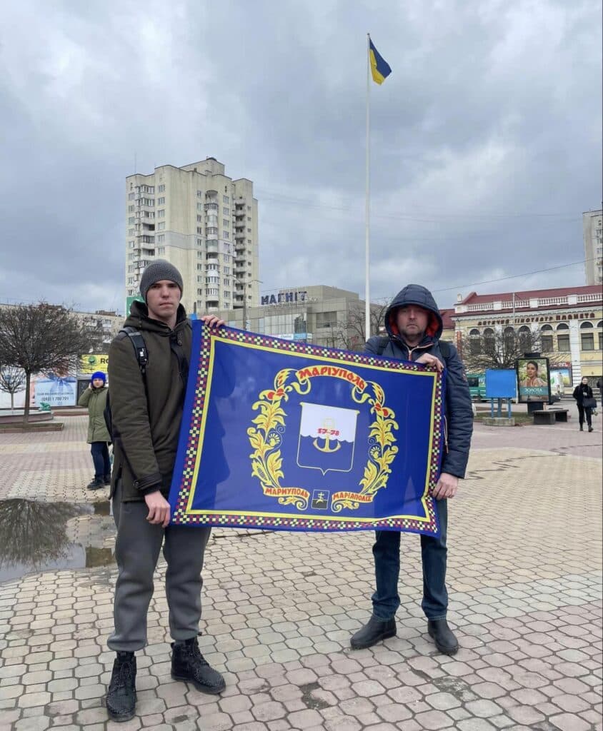 Олексій з родиною беруть участь у мітингах
