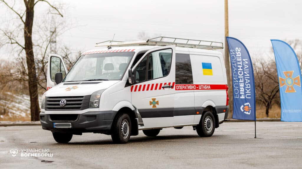 Рятувальники Покровська отримали мікроавтобус від благодійників