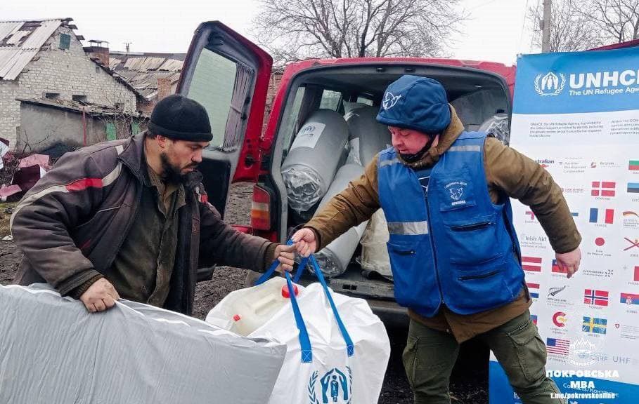 Місія "Проліска" допомагає покровчанам налагодити зруйнований ворожими обстрілами побут