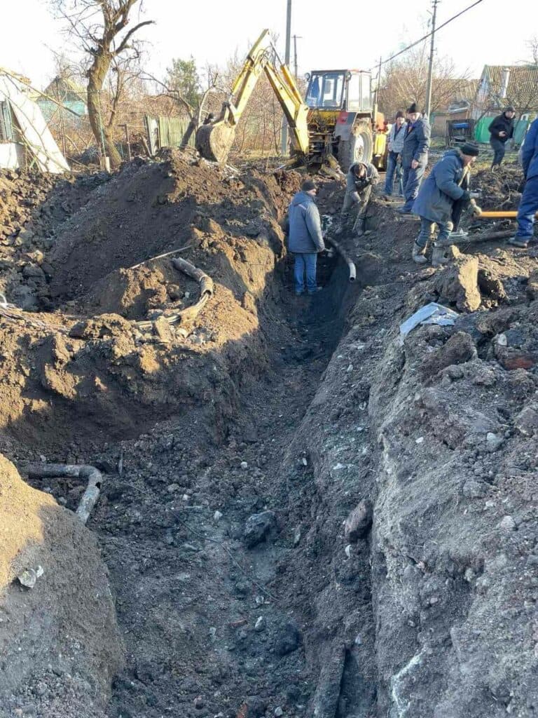 У Покровську ворожим обстрілом пошкодило газопровід